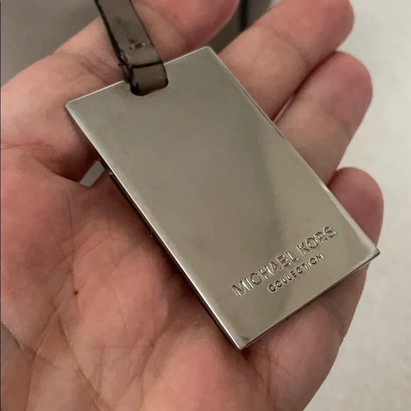 Michael Kors Collection Gracie Tote - Picture 5 of 16